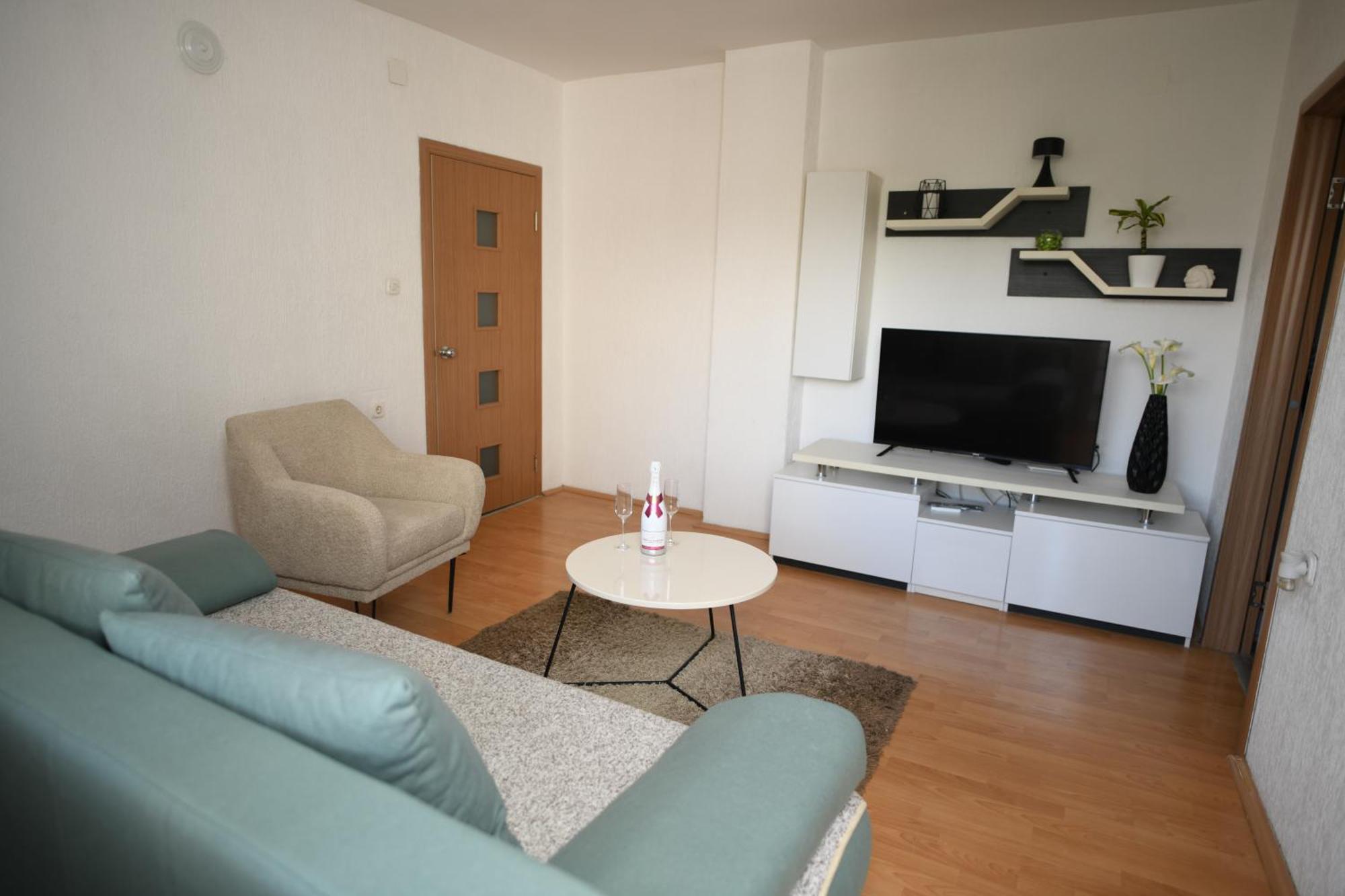 Cinema Vardar Apartment Скопье Экстерьер фото