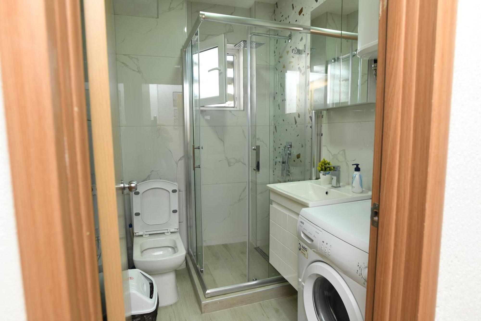 Cinema Vardar Apartment Скопье Экстерьер фото