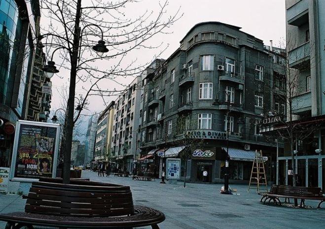 Cinema Vardar Apartment Скопье Экстерьер фото